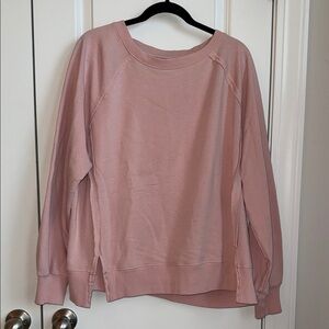 American Eagle Pink Crewneck Sweatshirt size M like-new